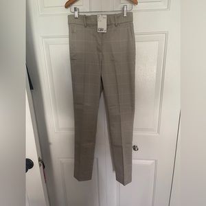 Brand new - H&M pants - size 2